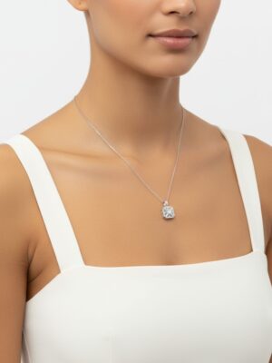 zirkon taşlı kare gümüş kolye kadın