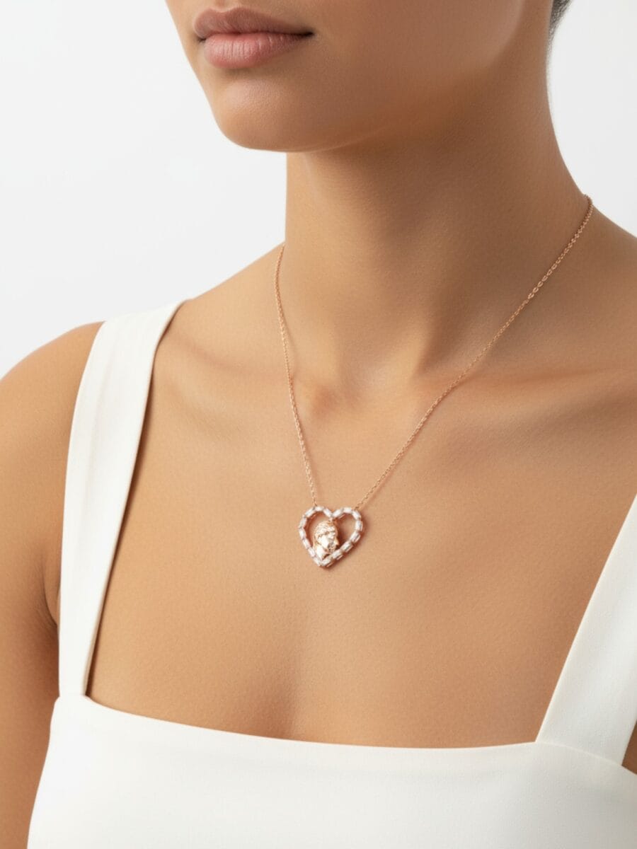 atatürk büstlü kalp montürlü ve zirkon taşlı gümüş kolye kadın