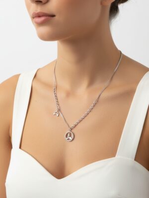 kadın gümüş şans kolyesi