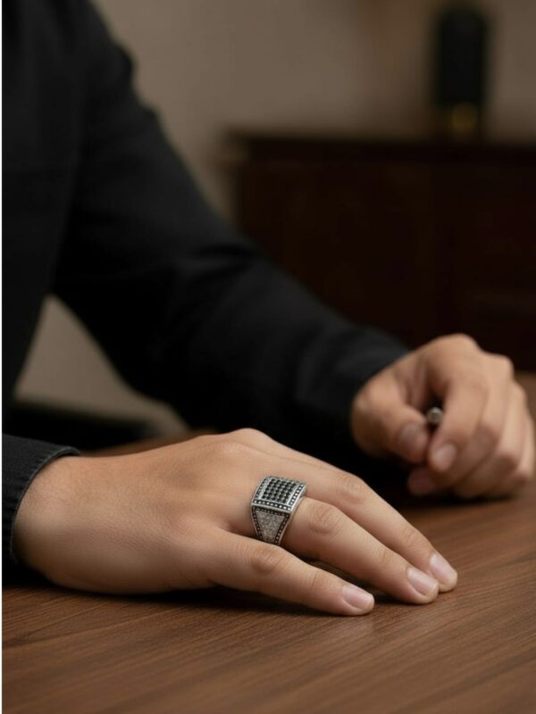 Alternative view of Zirkon Taşlı Özel Tasarım Erkek Yüzük | 925 Ayar Gümüş