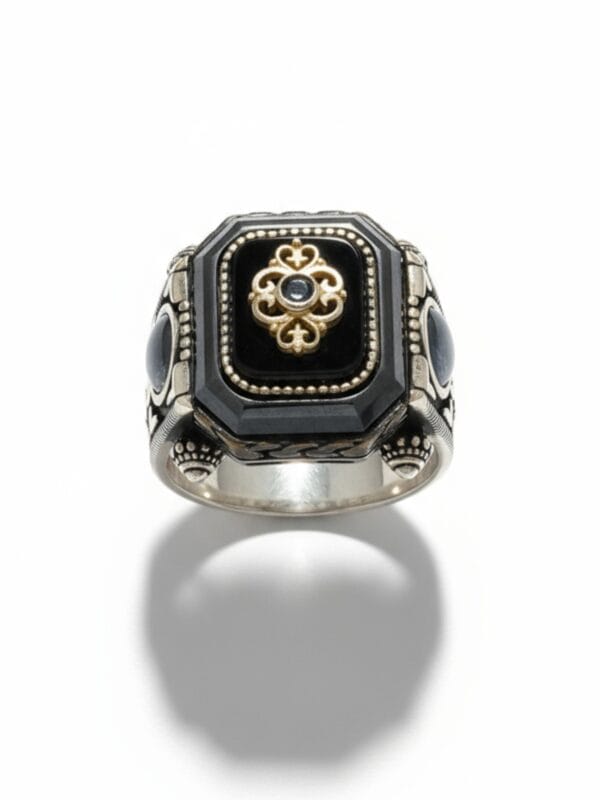 Siyah taşlı osmanlı izlerini taşıyan 925 ayar erkek gümüş yüzük