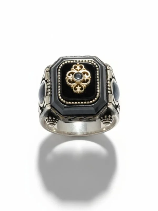 Siyah taşlı osmanlı izlerini taşıyan 925 ayar erkek gümüş yüzük