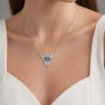 Mavi Gözlü Üçgen Gümüş Kolye