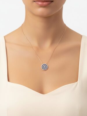 Pembe altın renginde 925 ayar gümüşten üretilen nazarlı kadın kolye modelimiz