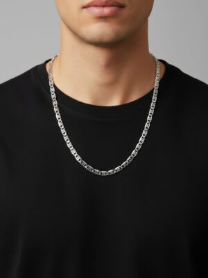 Tamamen 925 ayar gümüşten üretilen kalın ve dayanıklı model valentino zincir modelimiz