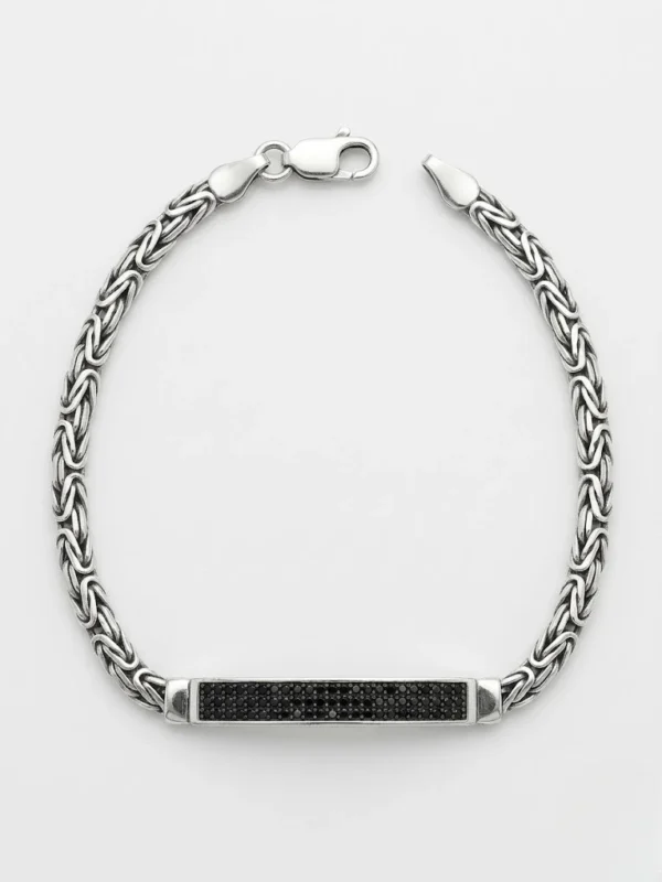 Ortasında plaka üzerine siyah taşlı 4.5mm kalınlığında 925 ayar gümüş kral gümüş erkek bileklik