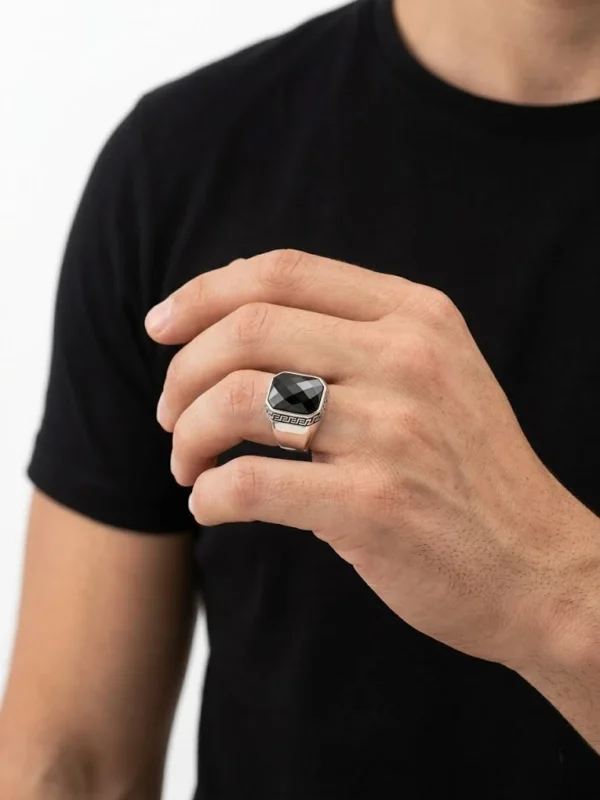 Alternative view of Dikdörtgen Siyah Zirkon Taşlı Klasik Gümüş Yüzük